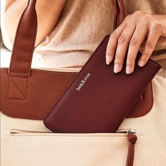 NWT Lark & Ives Continental Wallet - Picture 1 of 3